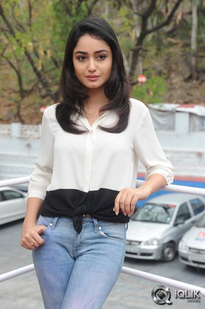 Tridha-Choudhury-at-Surya-vs-Surya-Movie-Success-Meet